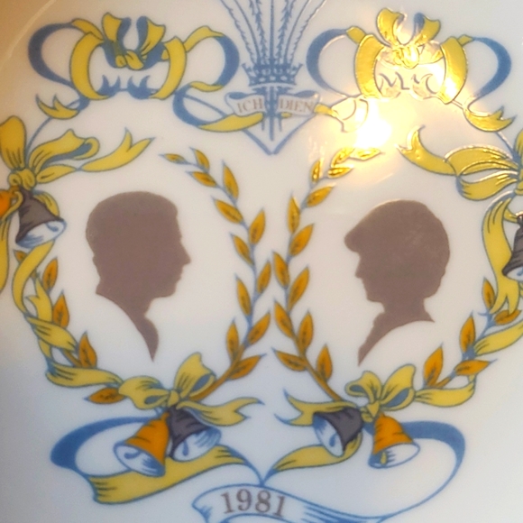 Small commemorative plate - Picture 4 of 4